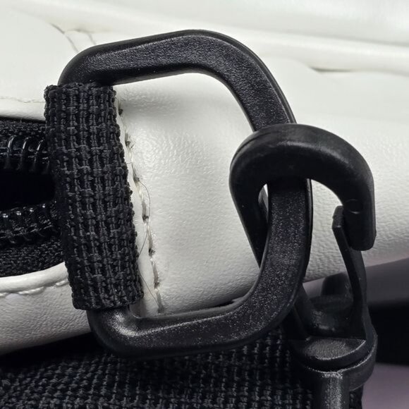 ๐ White Ghost Crossbody Bag (NWOT)โ - Picture 13 of 16